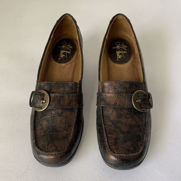 LifeStride Monopoly Shoe Women 6.5 Brown Croc Alligator Comfort Slip On Support - Picture 2 of 10